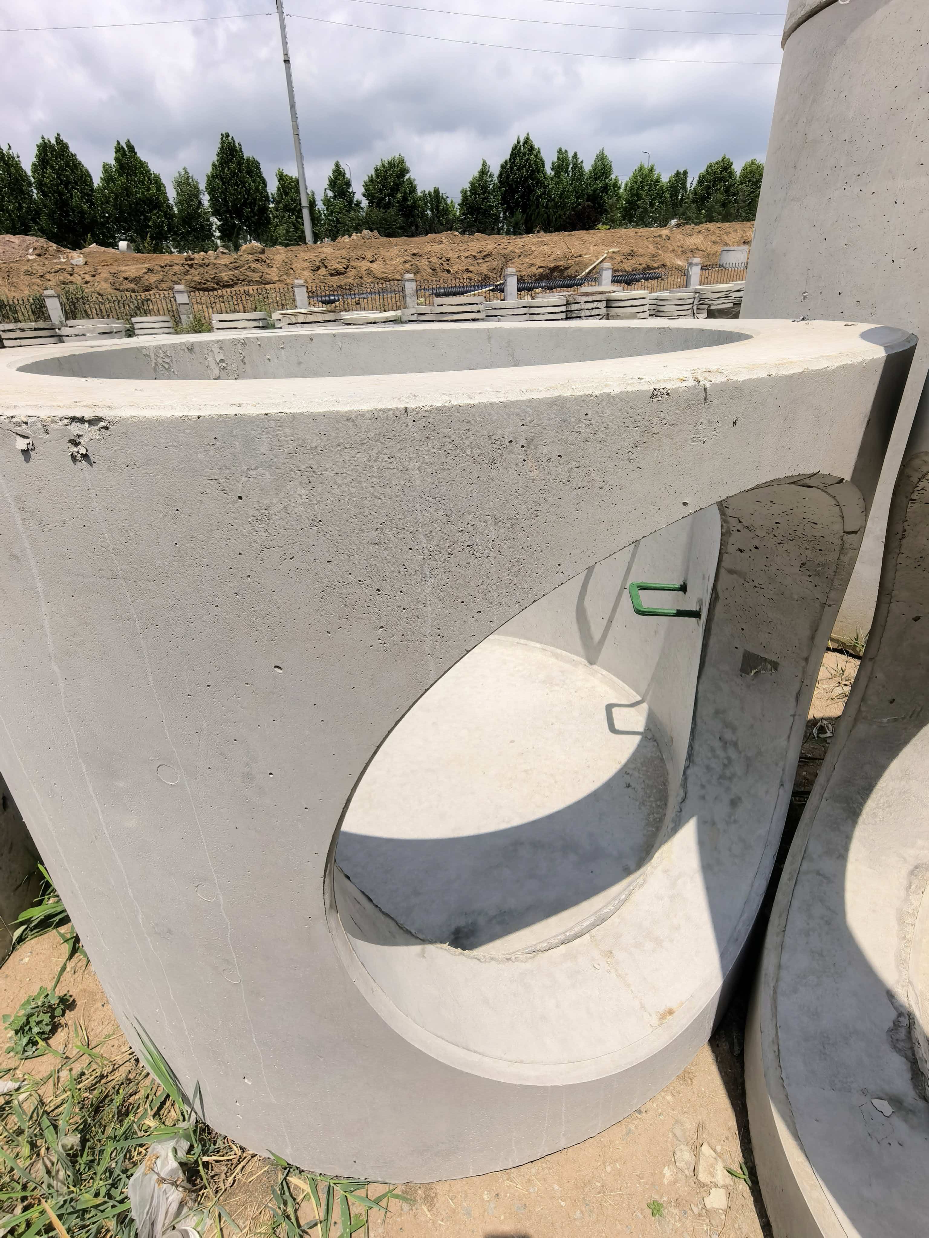 泰安检查井